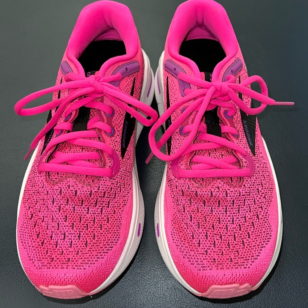 **Like New** Brooks Ghost Max